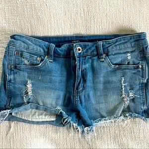 A’2nd Cut-Off Jean Shorts 1” inseam, juniors Size L (EUC)